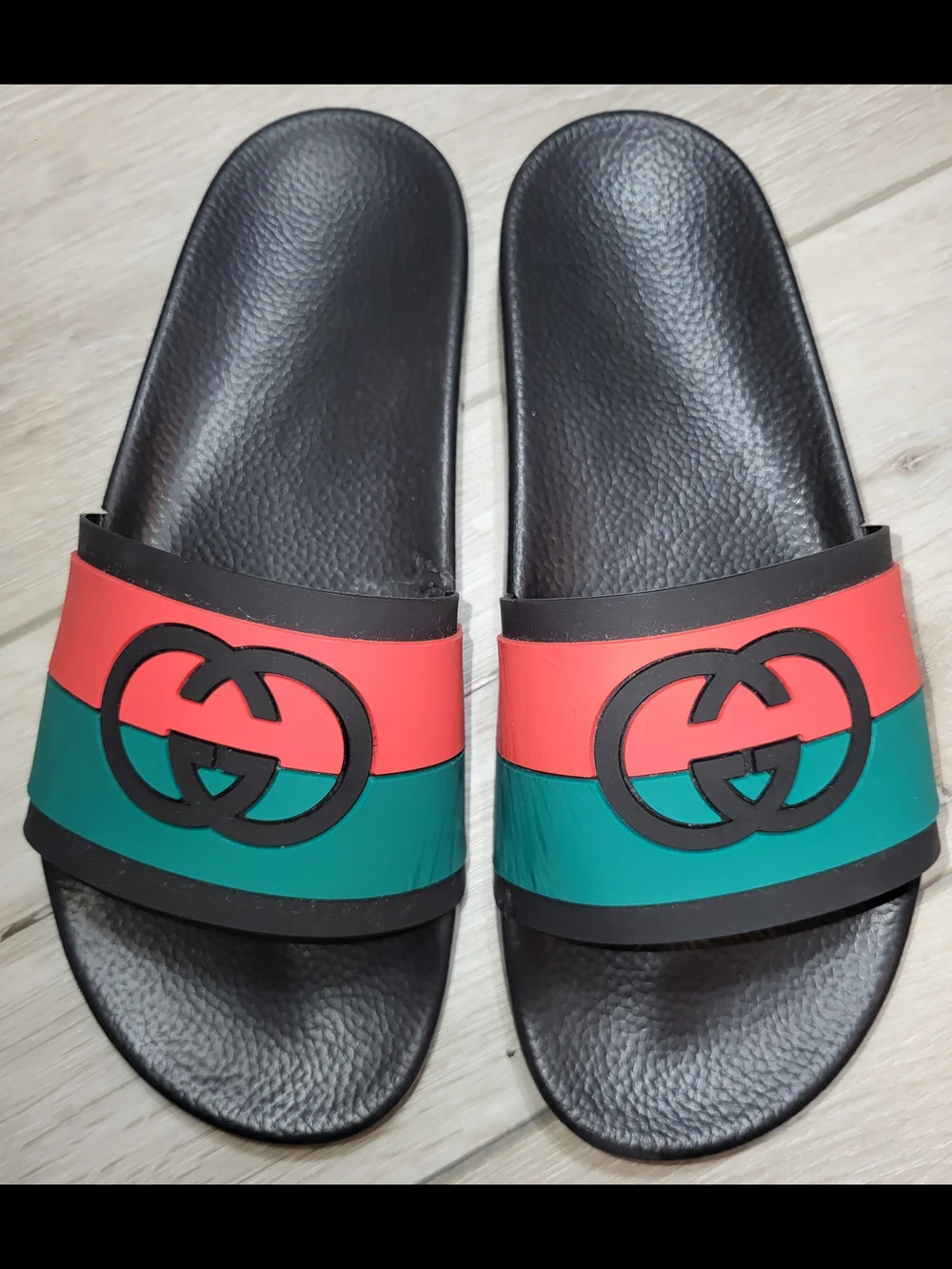 🌀 Gucci Black Slide Sandals w/Red Green Stripes & Gucci Hat Combo